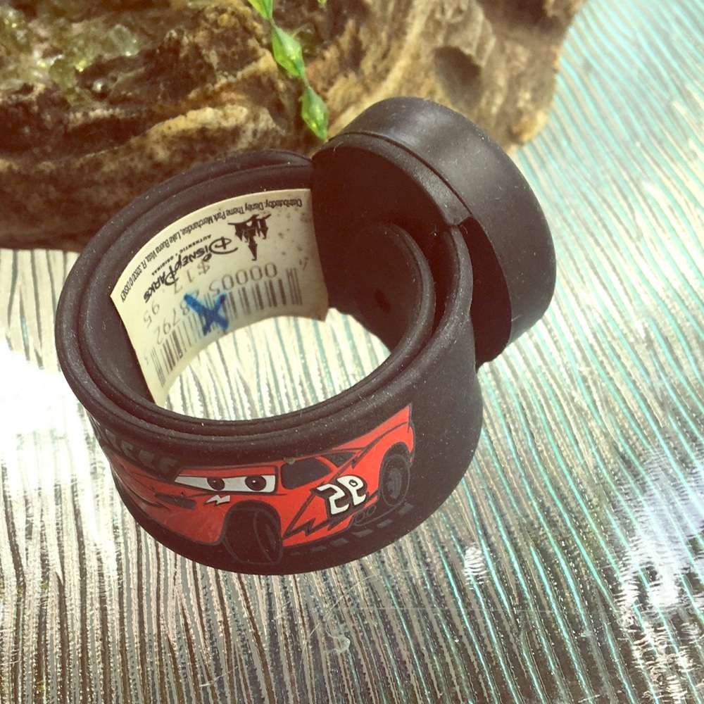 Watch/Disney cars